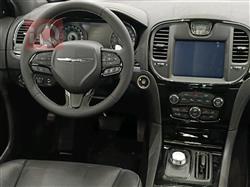 کرایسلەر 300